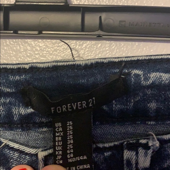 Highwasted jeans - Picture 2 of 2